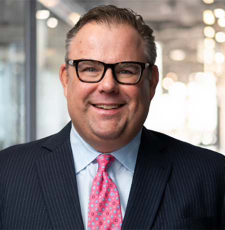 Andre Maksimow headshot