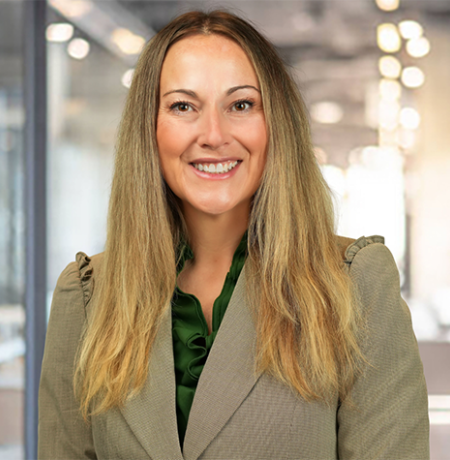 Sommer Miller headshot