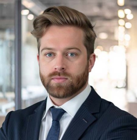 Chandler Larson headshot