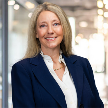 Stacey Brennert headshot