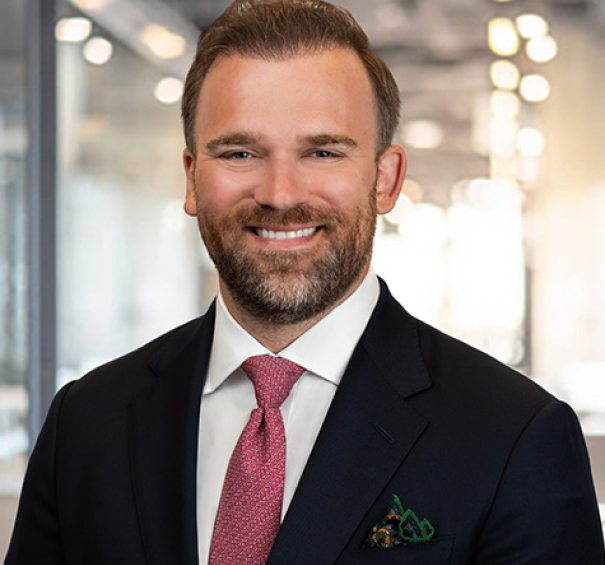 Erik Swanson headshot