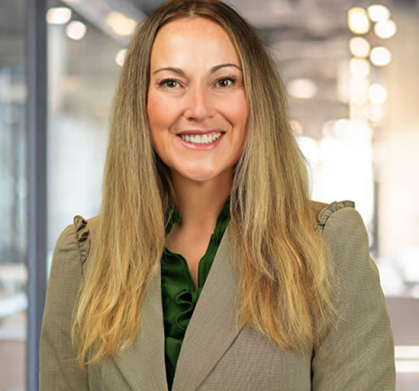 Sommer Miller headshot